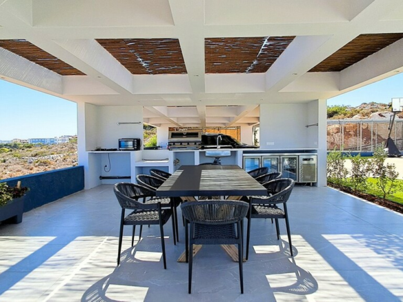 Villa 420 M2 In Akrotiri, Greece