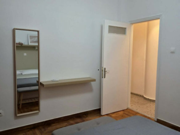Flat 65 M2 In Kipseli, Greece