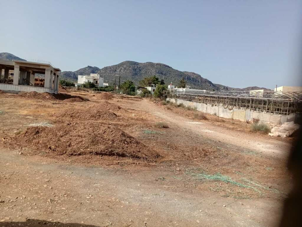 Land In Makris Gialos, Greece (1 M²)