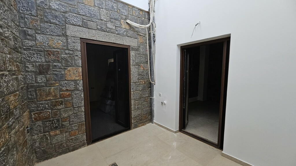 2-bedroom Flat In Mallia, Greece (70 M²)