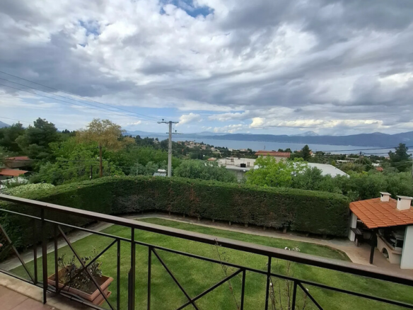 2-bedroom Detached House In Com. Skalas Oropou, Greece (165 M²)