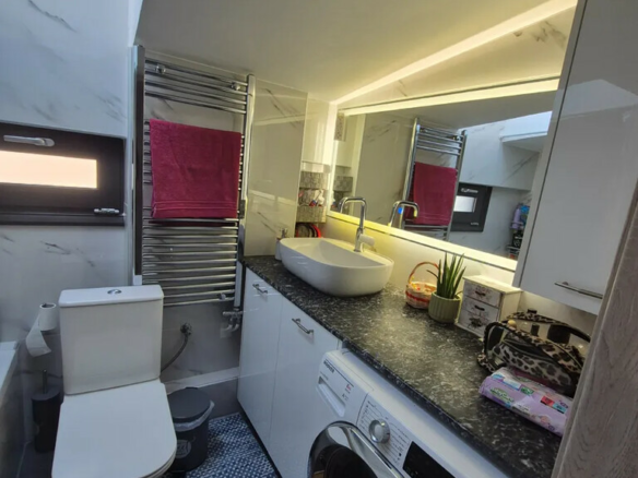 Maisonette 82 M2 In Saronikos, Greece