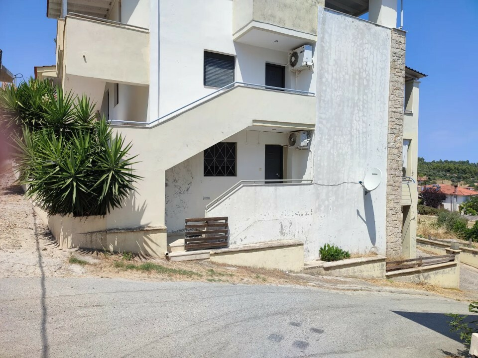 2-bedroom Flat In Kassandra, Greece (66 M²)