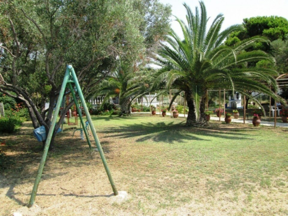 2-bedroom Detached House In Poligiros, Greece (60 M²)