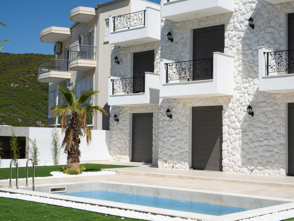 2-bedroom Maisonette In Eleitheres, Greece (68 M²)