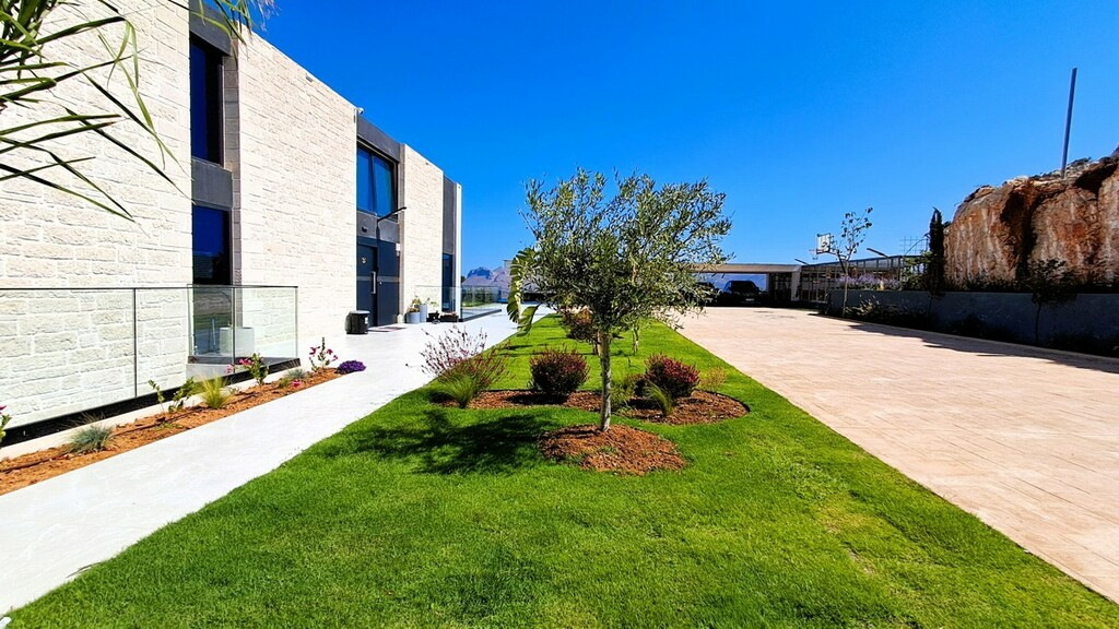 Villa 420 M2 In Akrotiri, Greece