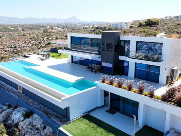 Villa 420 M2 In Akrotiri, Greece