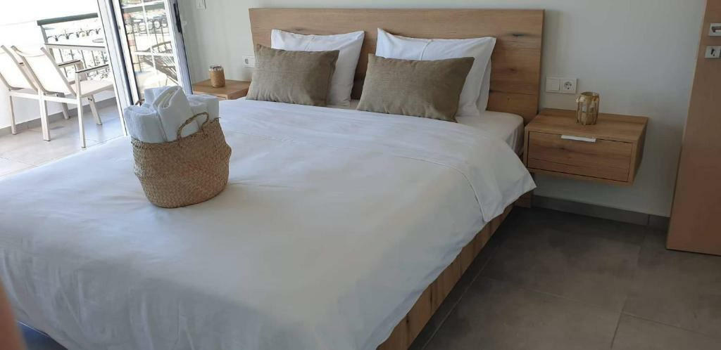 Hotel In Aristotle, Greece (530 M²)