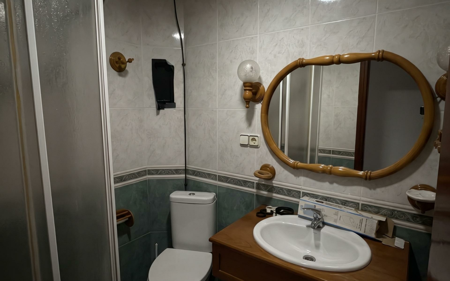 4-bedroom Flat In Canals, Spain (129 M²)