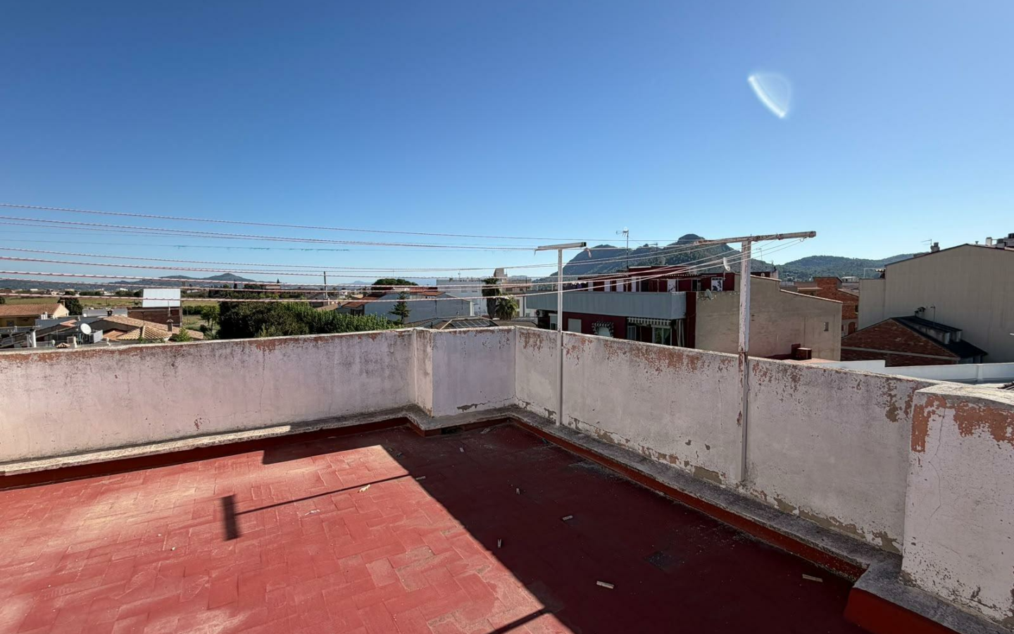 4-bedroom Flat In Canals, Spain (129 M²)
