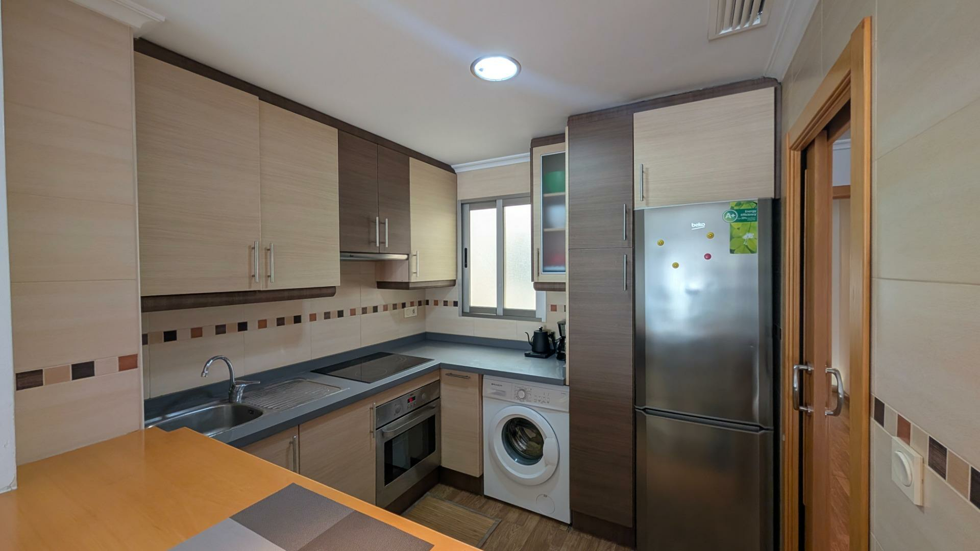 2-bedroom Flat In Elche, Spain (63 M²)