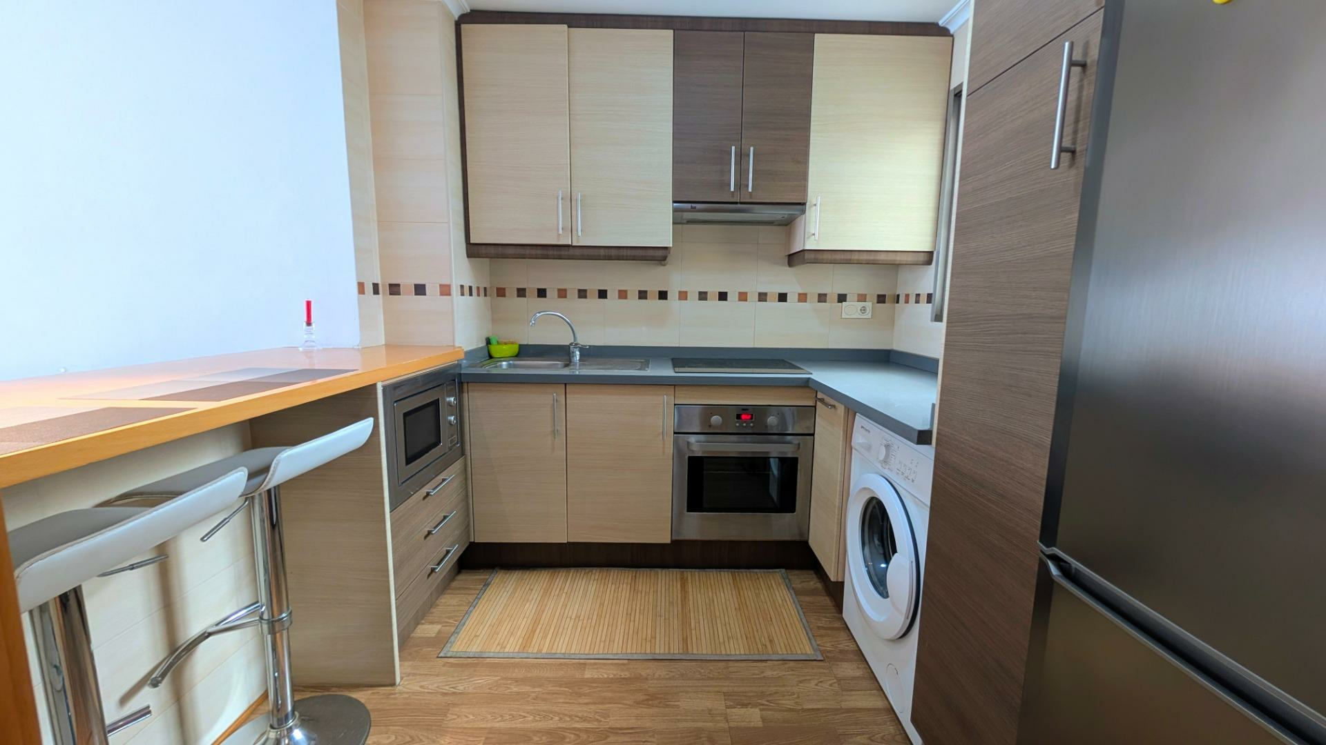 2-bedroom Flat In Elche, Spain (63 M²)