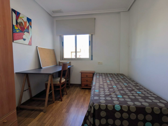 2-bedroom Flat In Elche, Spain (63 M²)