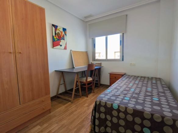 2-bedroom Flat In Elche, Spain (63 M²)