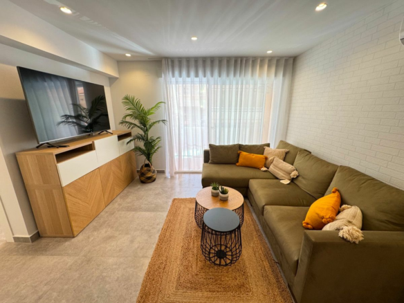 3-bedroom Apartment In Guardamar Del Segura, Spain (70 M²)