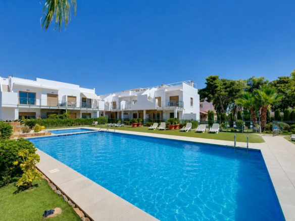 2-bedroom Apartment In Pilar De La Horadada, Spain (68 M²)