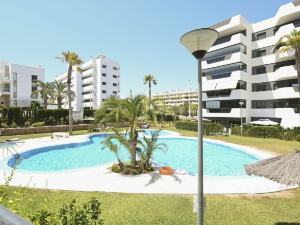 2-bedroom Apartment In Arenales Del Sol, Spain (64 M²)