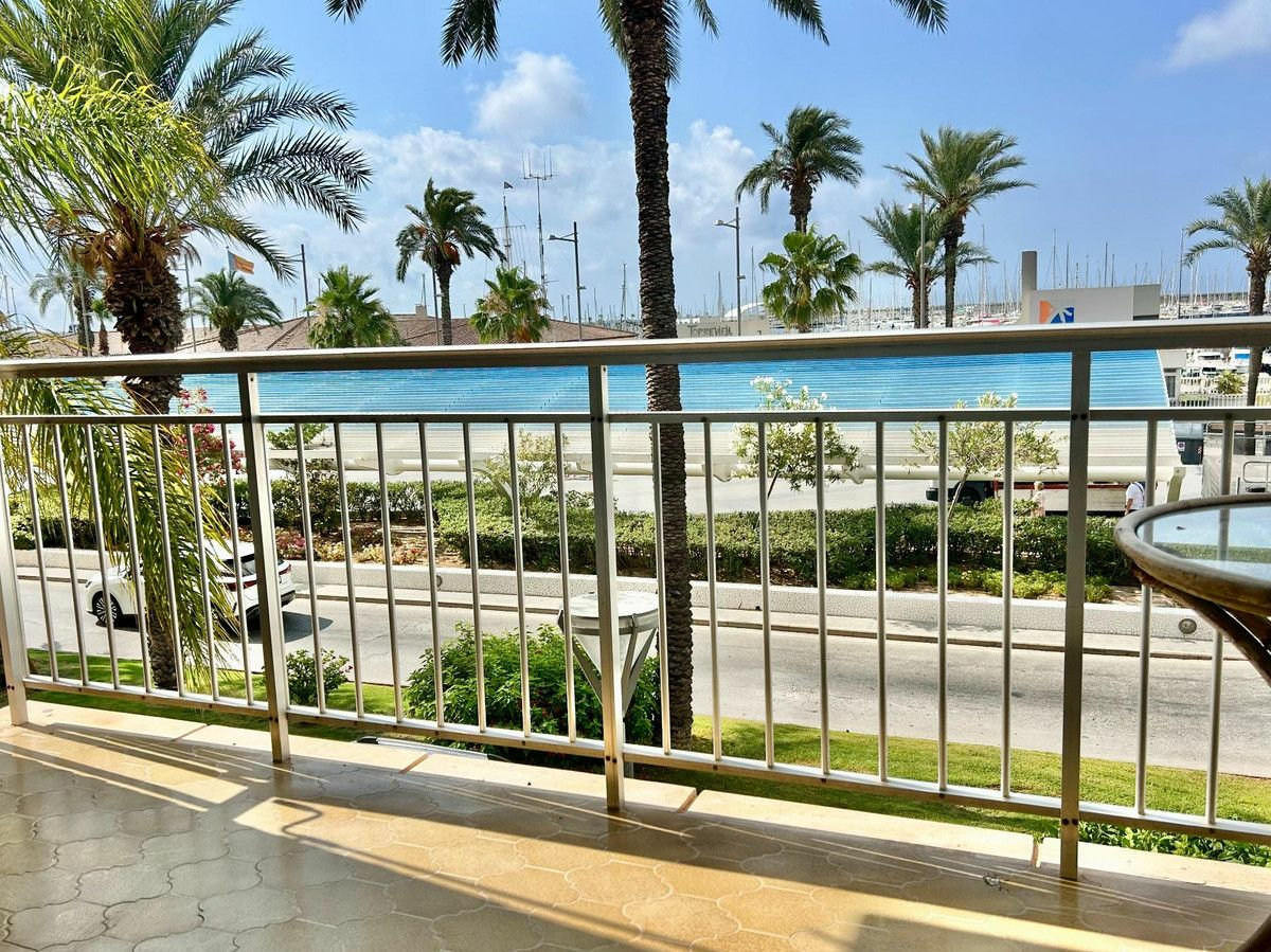 4-bedroom Apartment In Torrevieja, Spain (164 M²)