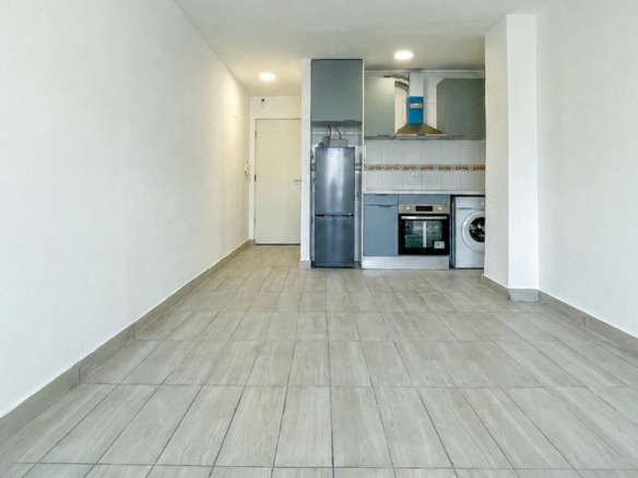 2-bedroom Apartment In Torrevieja, Spain (68 M²)
