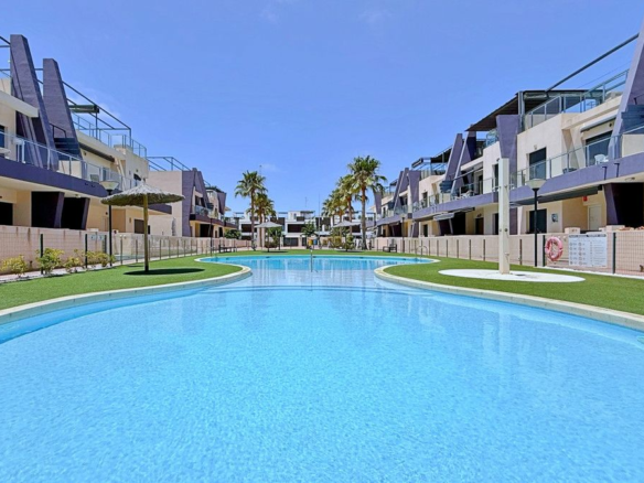 3-bedroom Apartment In Pilar De La Horadada, Spain (108 M²)