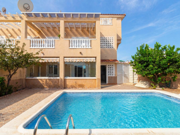 3-bedroom Bungalow In Orihuela Costa, Spain (101 M²)