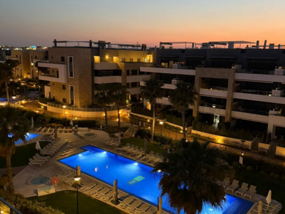 2-bedroom Apartment In Orihuela Costa, Spain (88 M²)