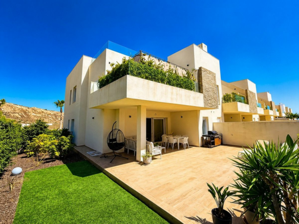 3-bedroom Apartment In Algorfa, Spain (90 M²)
