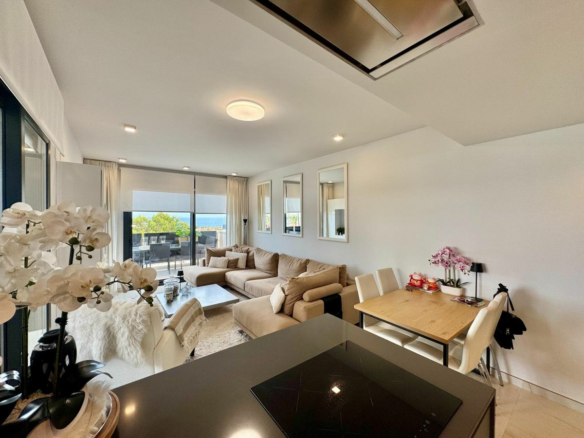 3-bedroom Apartment In Orihuela Costa, Spain (98 M²)