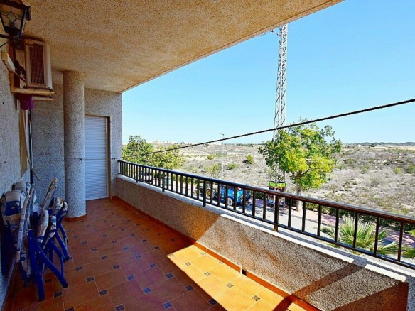 7-bedroom House In San Miguel De Salinas, Spain (400 M²)
