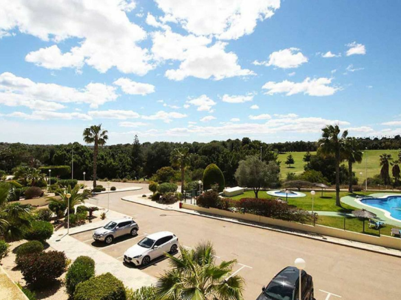 2-bedroom Apartment In Orihuela Costa, Spain (99 M²)