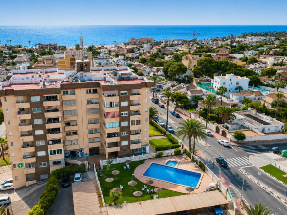 2-bedroom Apartment In Orihuela Costa, Spain (60 M²)
