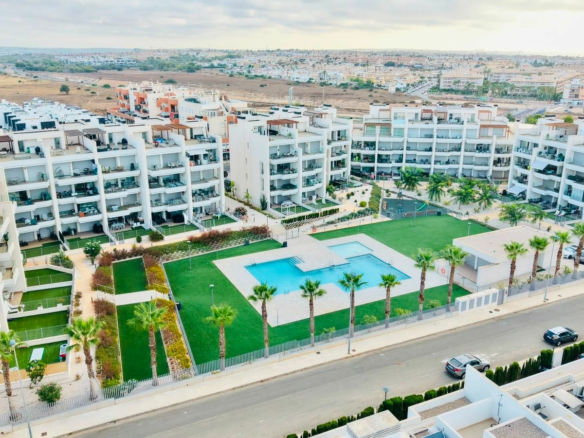 2-bedroom Apartment In Orihuela Costa, Spain (93 M²)
