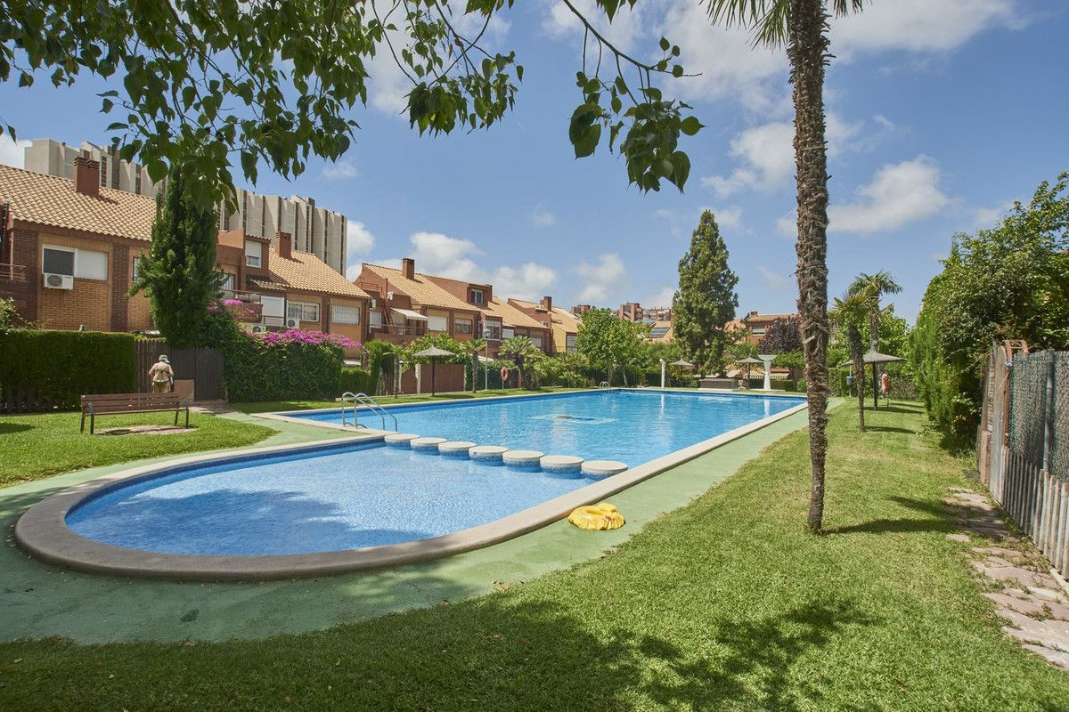 3-bedroom Apartment In San Juan Playa, Spain (108 M²)