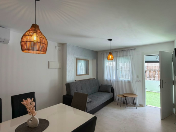 2-bedroom Bungalow In Torrevieja, Spain (61 M²)