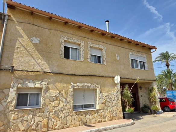 5-bedroom House In San Isidro, Spain (300 M²)