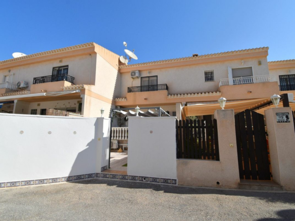 4-bedroom House In Orihuela Costa, Spain (167 M²)