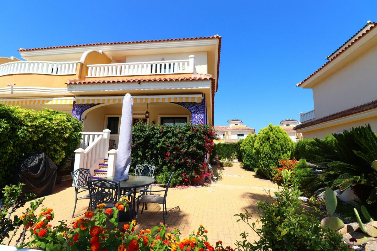 2-bedroom House In Rojales, Spain (105 M²)