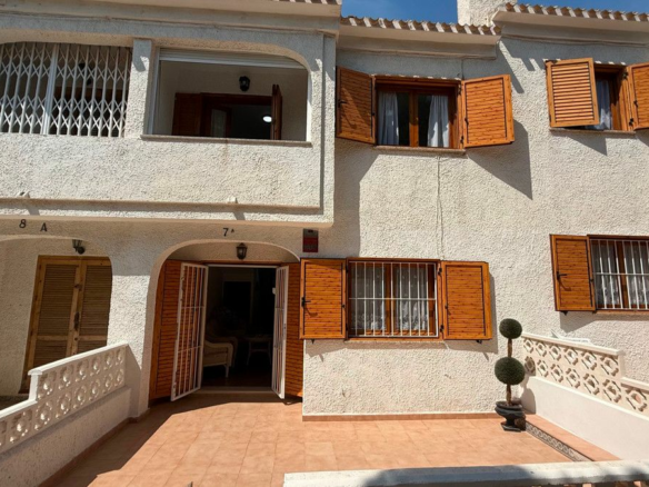 2-bedroom Apartment In Orihuela Costa, Spain (68 M²)