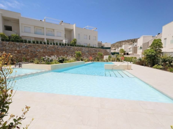 3-bedroom Apartment In Algorfa, Spain (91 M²)