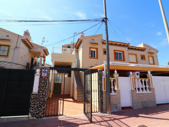 2-bedroom Apartment In Orihuela Costa, Spain (52 M²)