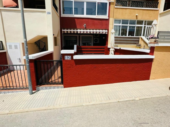 2-bedroom Villa In Orihuela Costa, Spain (80 M²)