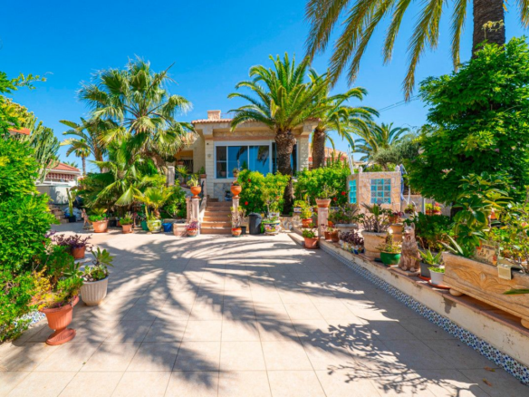 3-bedroom Villa In Rojales, Spain (146 M²)