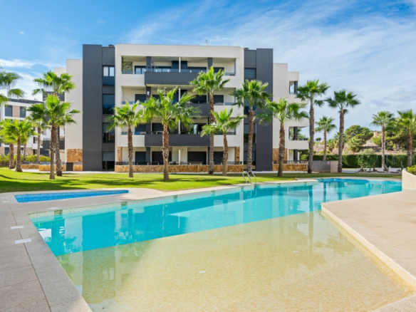 2-bedroom Apartment In Orihuela Costa, Spain (74 M²)