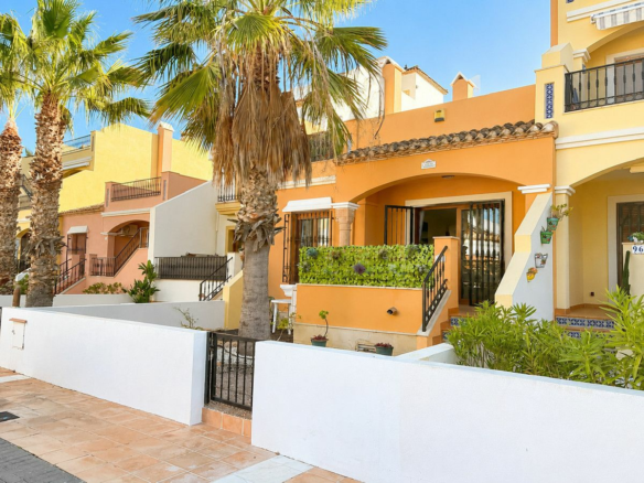 3-bedroom House In Algorfa, Spain (90 M²)