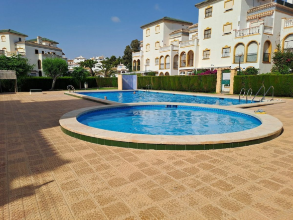 2-bedroom Apartment In Torrevieja, Spain (60 M²)