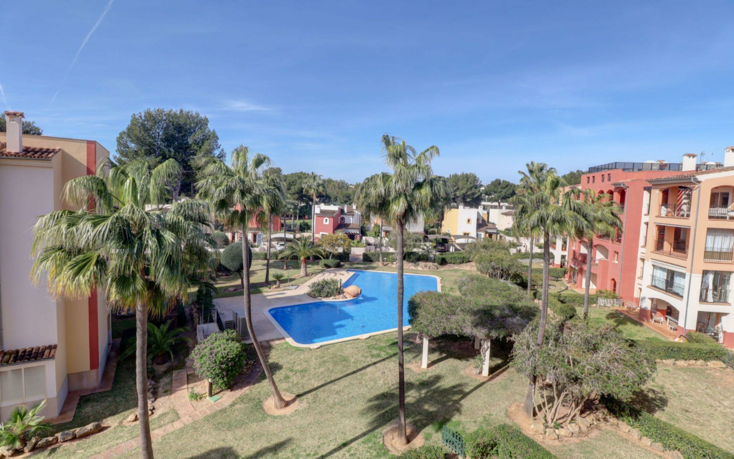 3-bedroom Penthouse In Calvià, Spain (194 M²)
