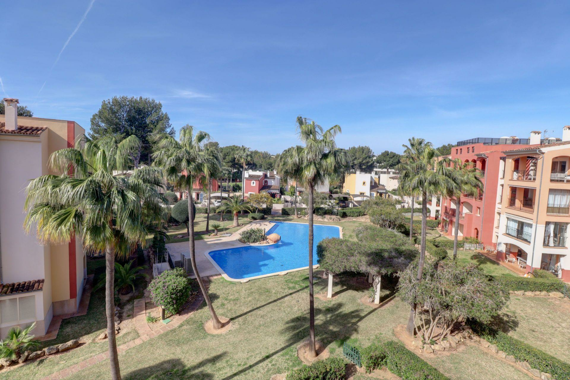 2-1-efa72f 3-bedroom Penthouse In Calvià, Spain (194 M²)