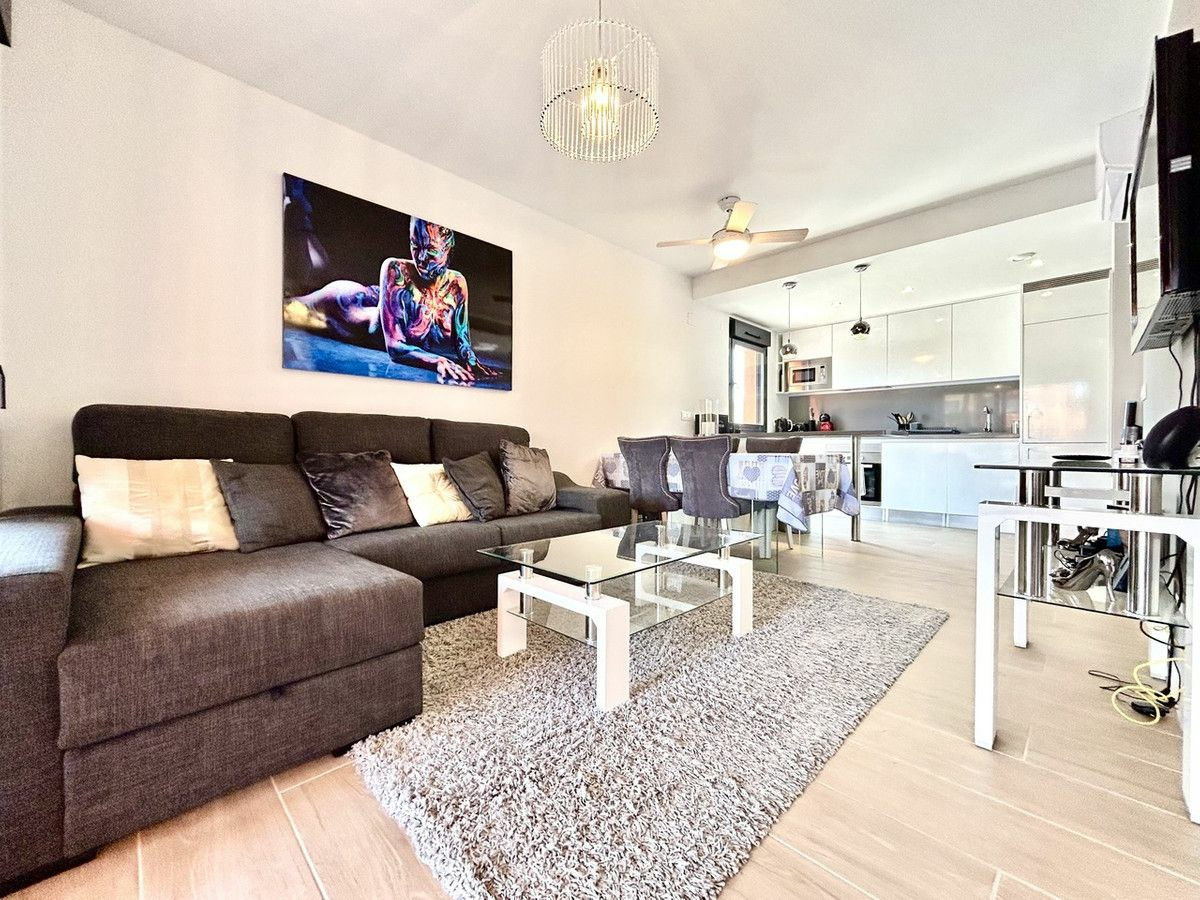 2-bedroom Apartment In Orihuela Costa, Spain (91 M²)