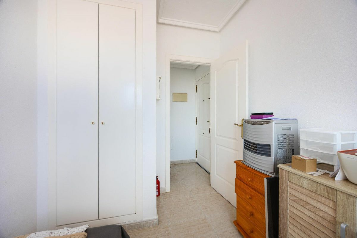 2-bedroom Apartment In Torrevieja, Spain (57 M²)
