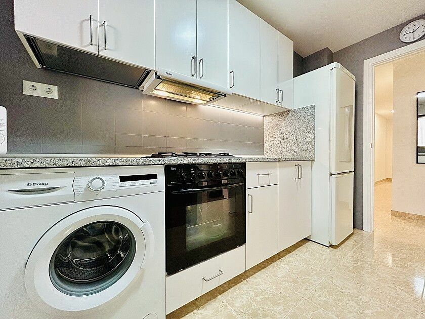 3-bedroom Apartment In Torrevieja, Spain (92 M²)